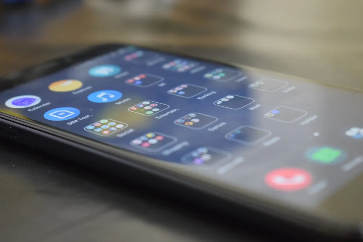 How to Track Moon Phases with a Free Astronomy App